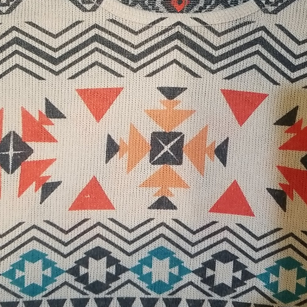 Blu Planet Elephant Tribal Print Top - Picture 3 of 5